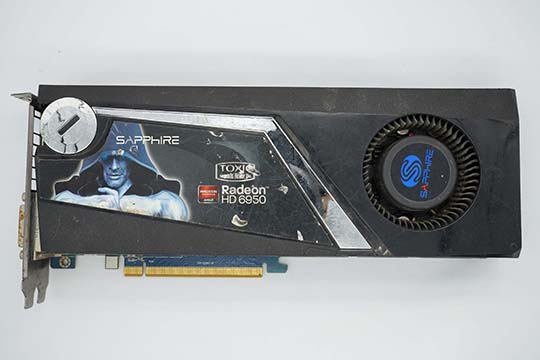 蓝宝石SAPPHIRE HD6950 2GB TOXIC 显示卡（ATI Radeon HD6950芯片）